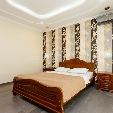 3Bd-2Bth Apartment In Tbilisi City Center エクステリア 写真
