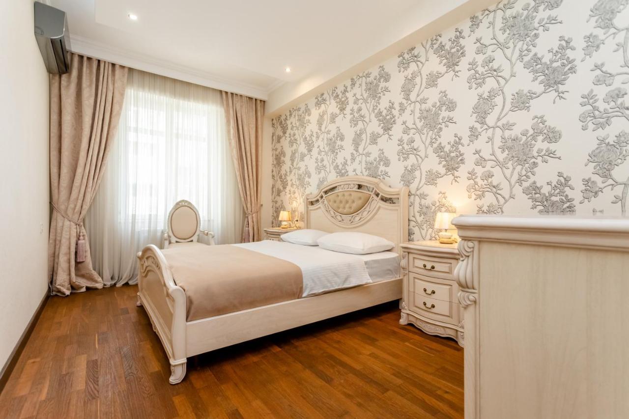 3Bd-2Bth Apartment In Tbilisi City Center エクステリア 写真